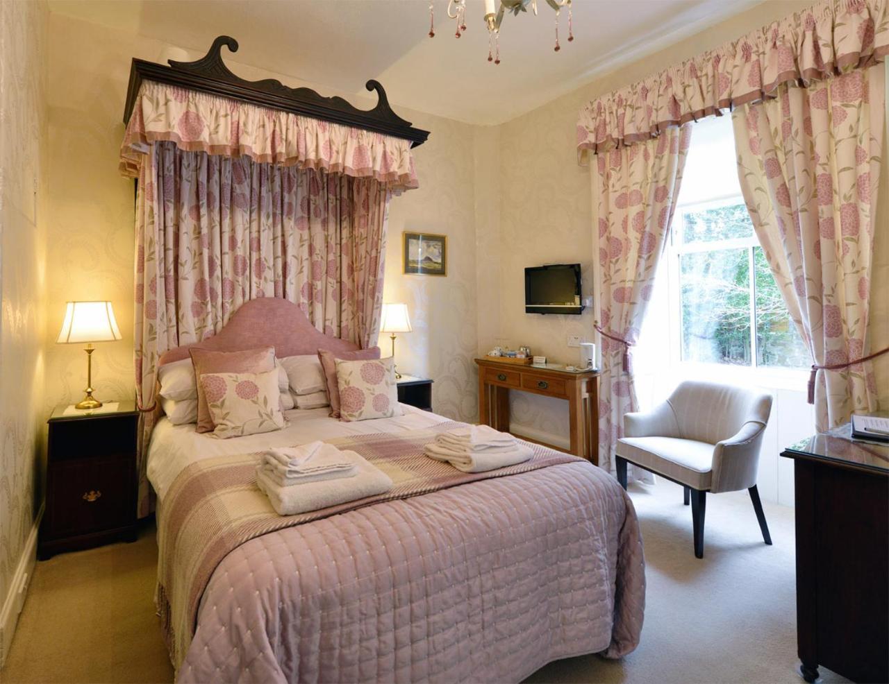 Craigroyston House Bed and Breakfast Pitlochry Εξωτερικό φωτογραφία